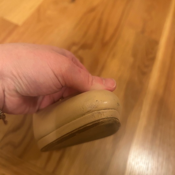 Banana Republic Women's Nude Heels - Picture 4 of 16